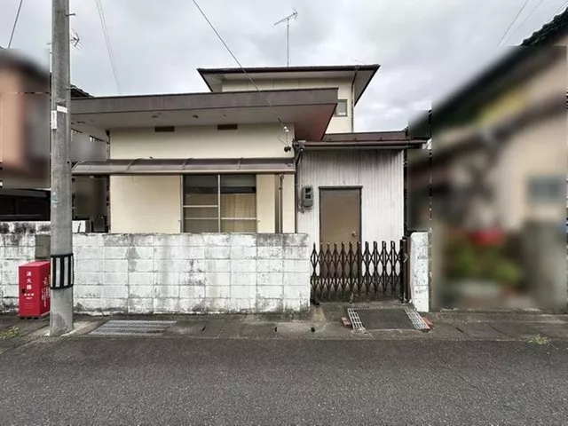 2,500,000 yen, Suehiro-cho