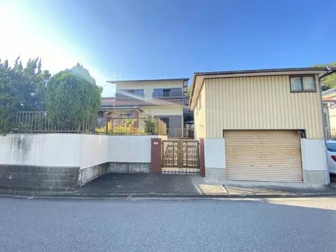 Wakayama City, Naokawa (Rokutatsu Station) 2-story 7LDK
