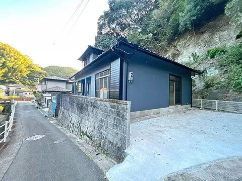Used single-family home in Mikawa Town, Nagasaki City