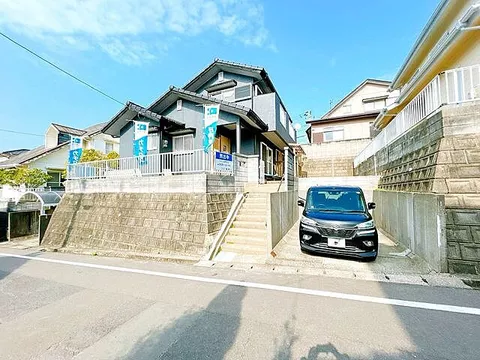 Used single-family home in Nagasaki City, Harumidai-cho