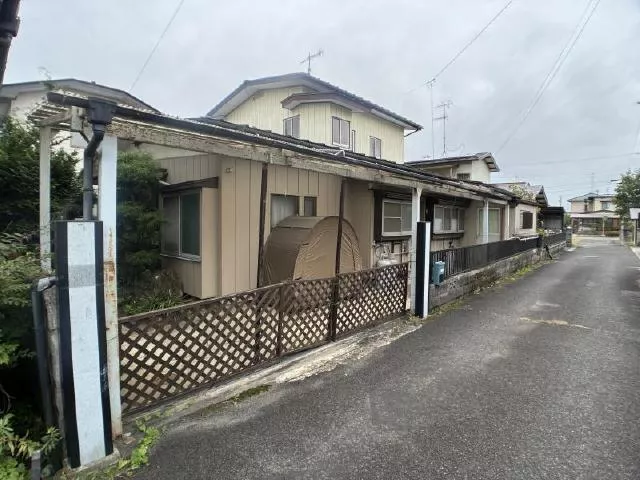 Tome-shi, Ishigoe-cho, Nango, Aza-Koyachimae (Ishigoe Sta.) 2F 5DK

1.3 million yen