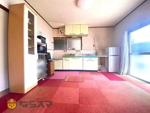 ■ Quiet environment with little foot traffic! 7-minute walk to the supermarket, approximately 5 minutes by car to Aeon Mall