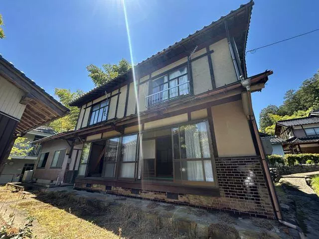 Toyooka City, Tobaki (Toyooka Station) 2-story 8K
