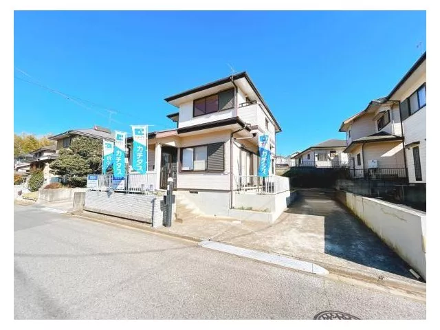 【Open House】Current sale until April 12 / Move-in available within the year / Parking for 2 cars / Front road