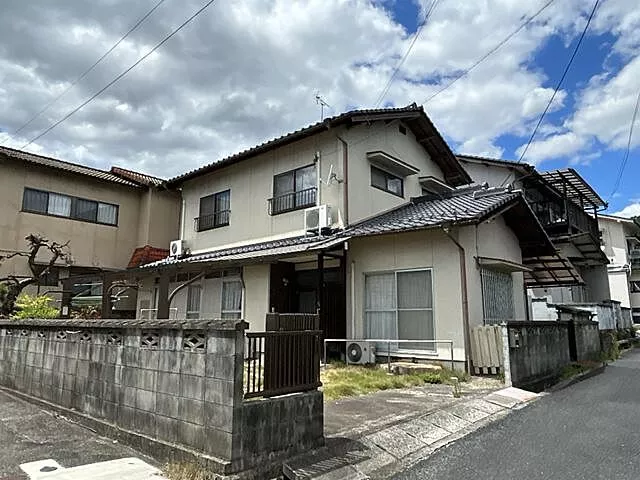Used single-family home in Kaminocho, Tsuyama City