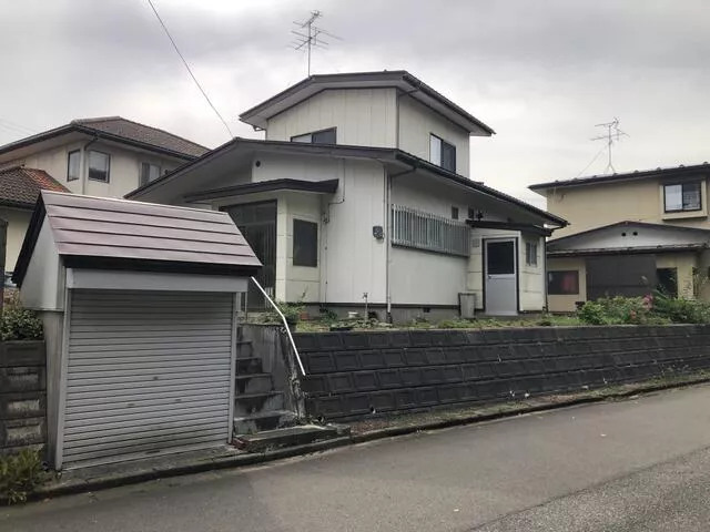 Akita City, Tegata Yama Minami Town (Akita Station), two-story building, 5DK