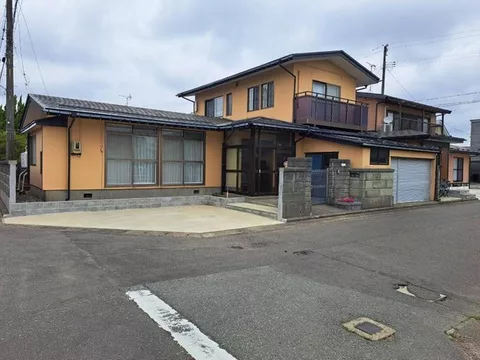 Sakura 1 (Akita Station) 13 million yen