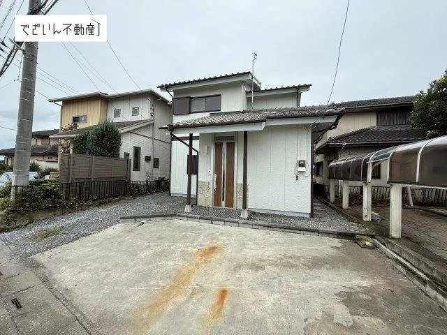 / Newly renovated water facilities residential property / 4LDK ■ All rooms over 6 tatami mats ■ Quiet residential area