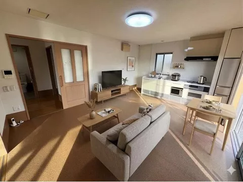Barrier-free single-story house by Sekisui House! Good sunlight as the south side is a field!!