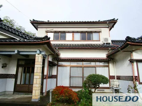 Yusa Town, Akumi District, Fujisaki, Shigerimatsu (Minami-Torikai Station) 2-story building 5LDK