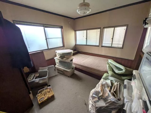 Takehara City, Minato Town 3-chome (Takehara Station), 2-story building, 7DK
