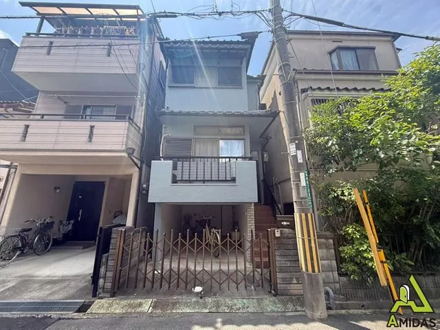 Monthly payment in the 30,000 yen range / ■ 4LDK ■ With storage ■ Renovation history from March 2020