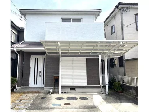 All-electric house, very clean inside, please come and see it!