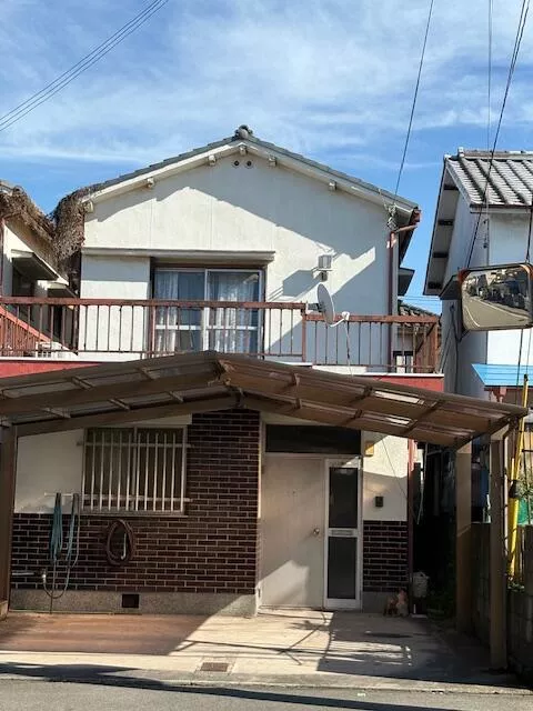 Wakayama City, Doiri (Higashi Matsue Station) 2-story 4DK