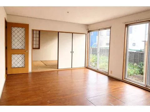 Sekisui Heim construction, lightweight steel house♪ A property on a corner lot and a regular-shaped lot that allows for parallel parking!