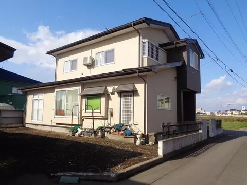 *Under negotiation* With garage and garden! Quiet residential area!
