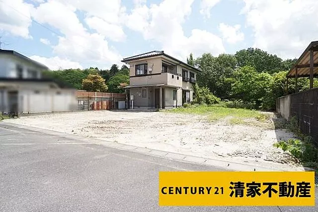 Used single-family home, 7 minutes on foot from JR Taita Line Nemoto Station