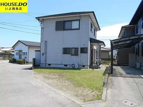 Used single-family home in Sakudachi City, Saijo