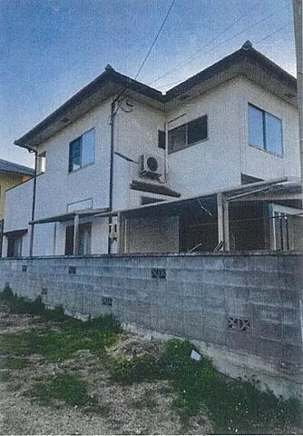 Used single-family home, 3-minute walk from Katsurui Station on the JR Kōtoku Line, get off at Green Town