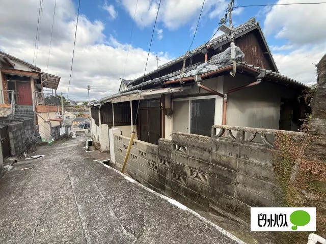 Higashiyama Town, Sasebo City (Sasebo Station), 1-story building, 3SK