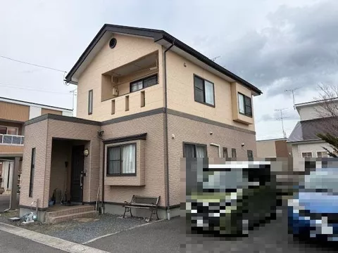 Spacious total floor area of 86.94㎡ 3LDK + loft and walk-in closet