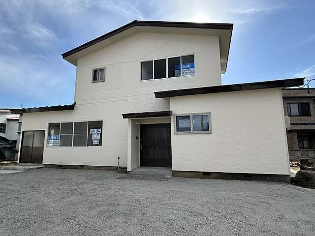 Used single-family home in Fujisaki Town, Minami-Tsugaru District, Oaza Wakamatsu, Aza Morikoshi
