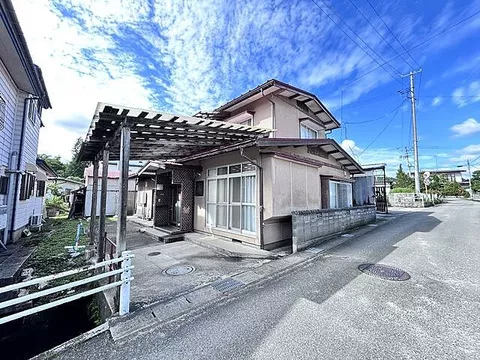 Used single-family home Nishimurayama-gun Asahi Town Oaza Otani Aza Takagi Detached house