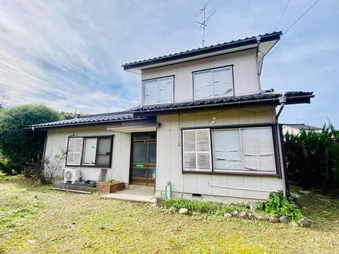 Oaza Hiragushi (Echigo-Oshiage Hisui Coast Station) 5 million yen