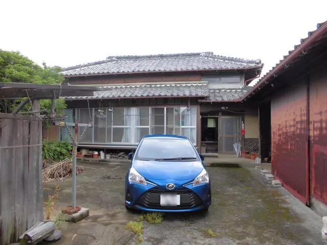 Isahaya City, Takaki Town, Kamiyo (Koe Station) Single-story building 6LDK