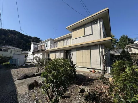 Yokosuka City, Kamoi 3-chome (Uraga Station) 2-story building 4LDK