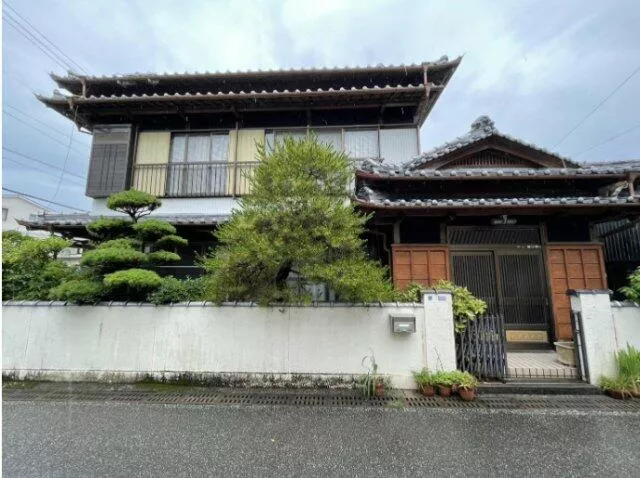 Kochi City, Totsu 3-chome (Sanbashi-dori 5-chome Station), 2-story, 4DK