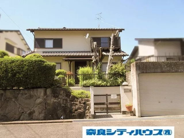 Asakuradai Higashi 6 (Yamato-Asakura Station) 11 million yen