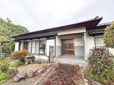 Used single-family home in Iizuka City, Shimomio
