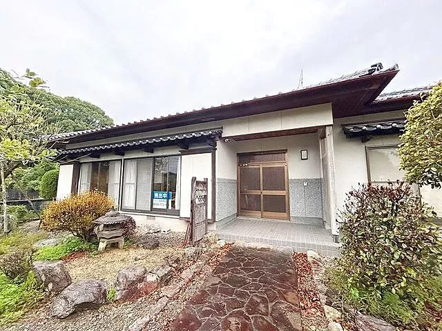 Used single-family home in Iizuka City, Shimomio