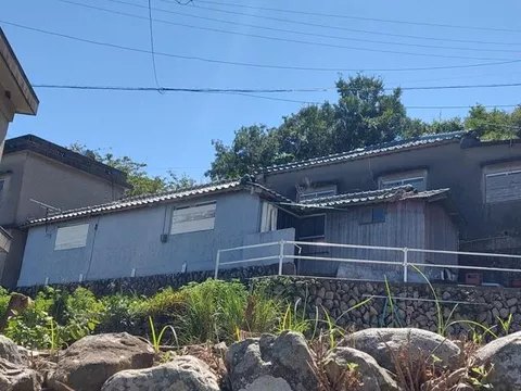 Kumage District, Kamiguchi Town, Oaza Iwashima (Yanai Port Station) Single-story building 3K