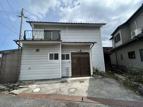 Otsu City, Minamishiga 1-chome (Minamishiga Station) 2-story building 3DK