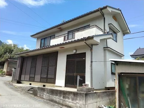Bessho Onsen (Bessho Onsen Station) 8 million yen