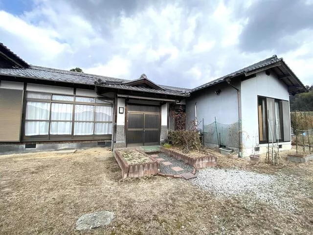 Akaiwa City, Taga, single-story building, 4LDK