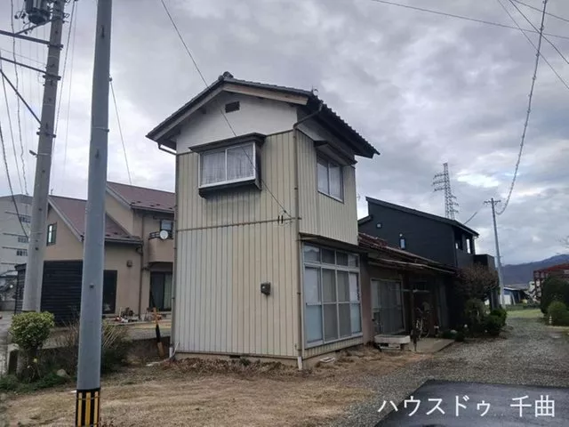 Oaza Yashiro (Yashiro High School Front Station) 8.8 million yen