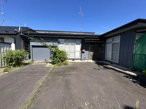 Oshu City, Esashi Yoka Town 1-chome (Mizusawa Esashi Station) Single-story building 4SDK