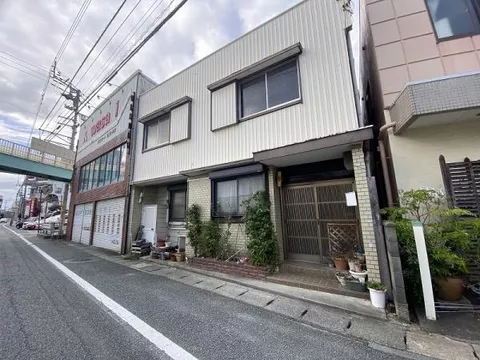 Tokushima City, Showa-cho 6-chome (Awa-Tomita Station) 2-story building 6DK