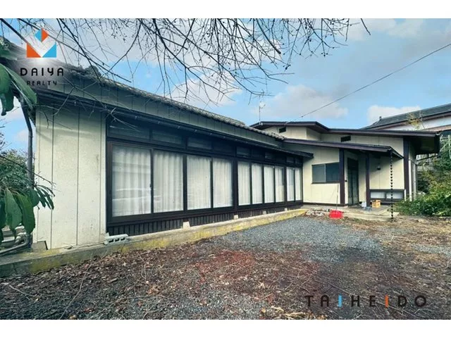 4 minutes on foot to Yamagata City Second Elementary School. 32 minutes on foot to Yamagata City Zao First Junior High School.