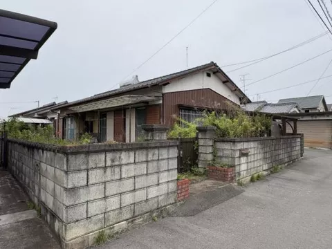 Niihama City, Tano Ue 4-chome (Takahama Station) Single-story building 4DK