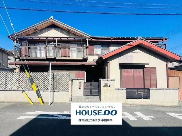 Equipped with 6kw solar panels and storage battery! All-electric 7LDK! With built-in garage!