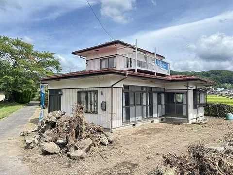 Yonezawa (Chino Station) 6.49 million yen