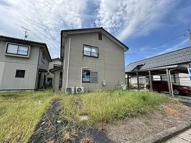 Used single-family home in Urushiyama, Nishikambara Ward, Niigata City