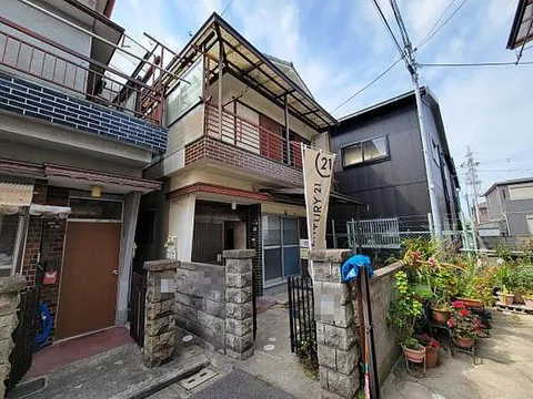Used single-family home in Hatta Kitamachi, Nakaku, Sakai City - Used house