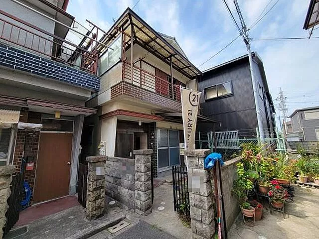 Used single-family home in Hatta Kitamachi, Nakaku, Sakai City - Used house
