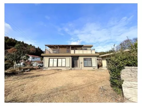 [Open House Held] Why not live while enjoying the majestic view of Mount Akagi and the seasonal changes?