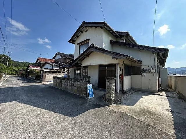 Used single-family home, Hirose-cho, Yasugi City, house